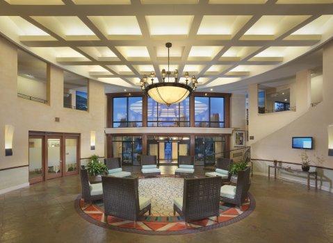 Hotel Crowne Plaza By Ihg 4*
